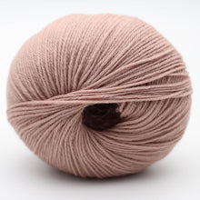 Load image into Gallery viewer, Merry Merino 220