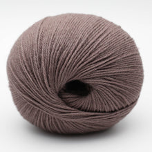 Load image into Gallery viewer, Merry Merino 220