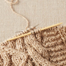 Load image into Gallery viewer, Cocoknits Bamboo Cable Needle