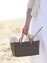 Load image into Gallery viewer, Cocoknits Leather Handle Kit