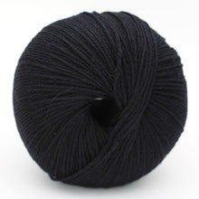 Load image into Gallery viewer, Merry Merino 220