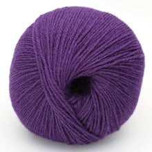 Load image into Gallery viewer, Merry Merino 220
