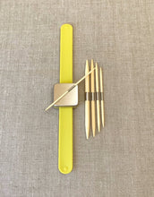Load image into Gallery viewer, Cocoknits Bamboo Cable Needle